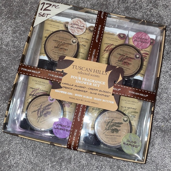 PRICE DROP NWT Tuscan hills four bath body shower sets - Picture 1 of 9